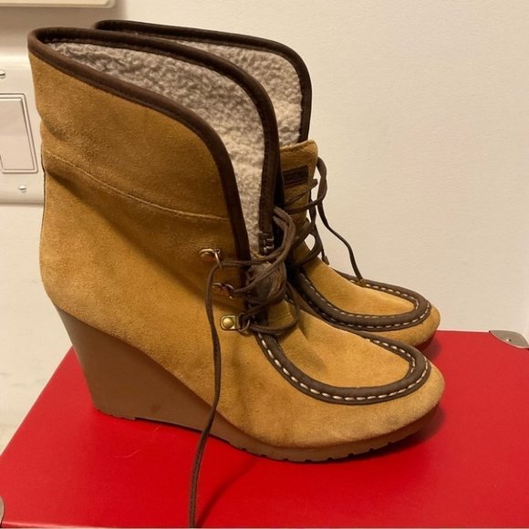 Tommy  Hilfiger Women's Zaria Wedge Boots Size 7 - Picture 8 of 10